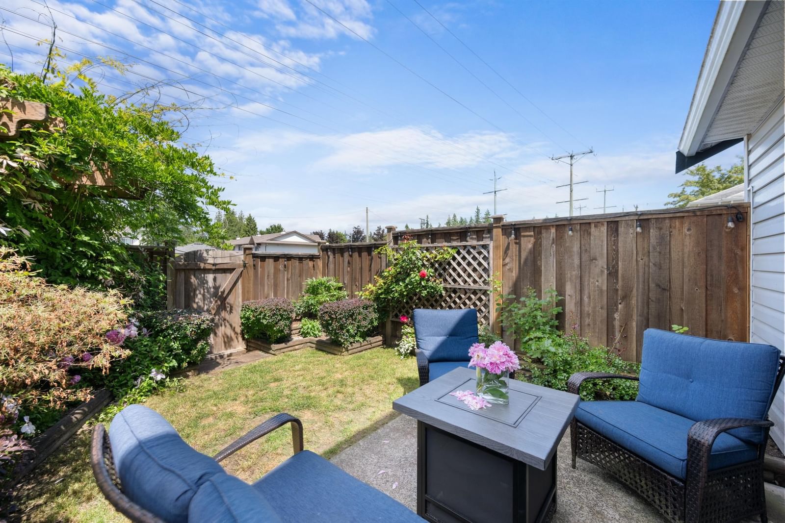 Listing Image 20