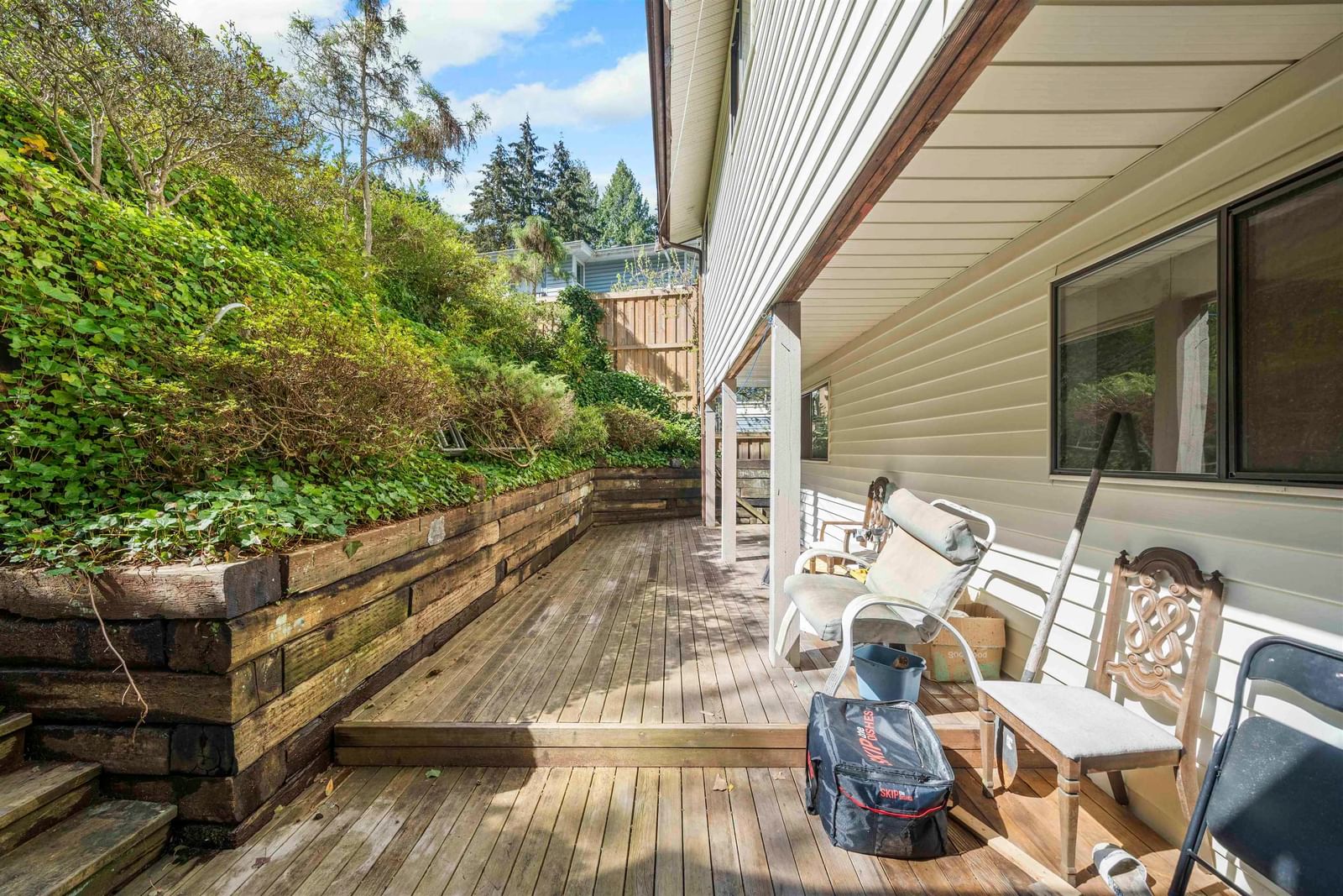 Listing Image 17