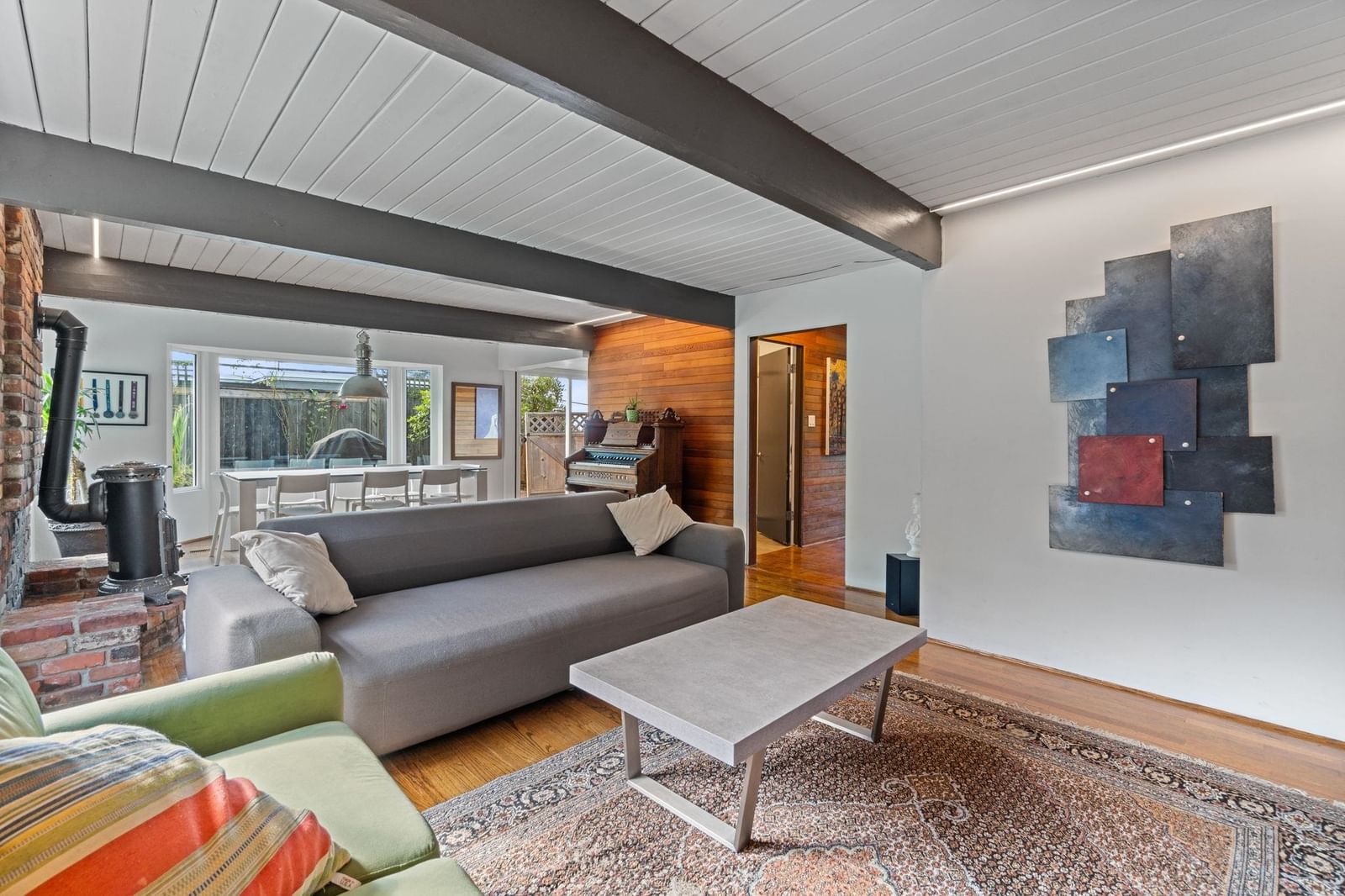 Listing Image 23