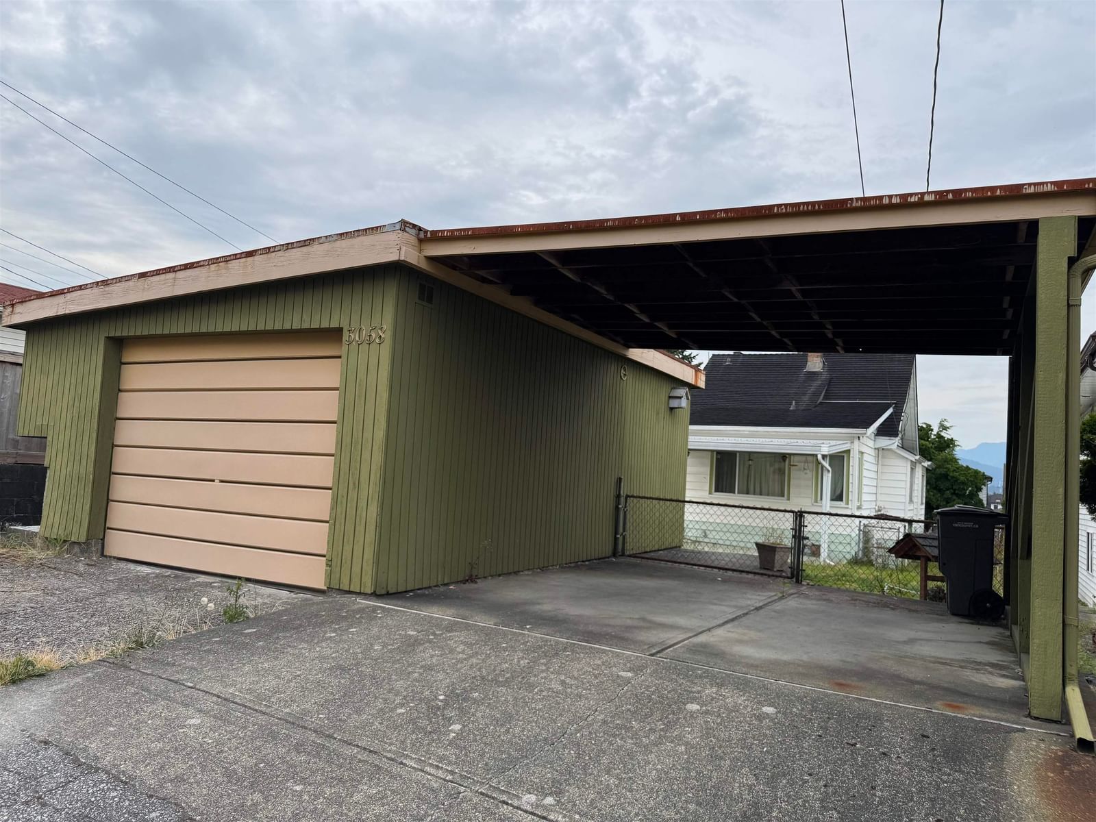Listing Image 21