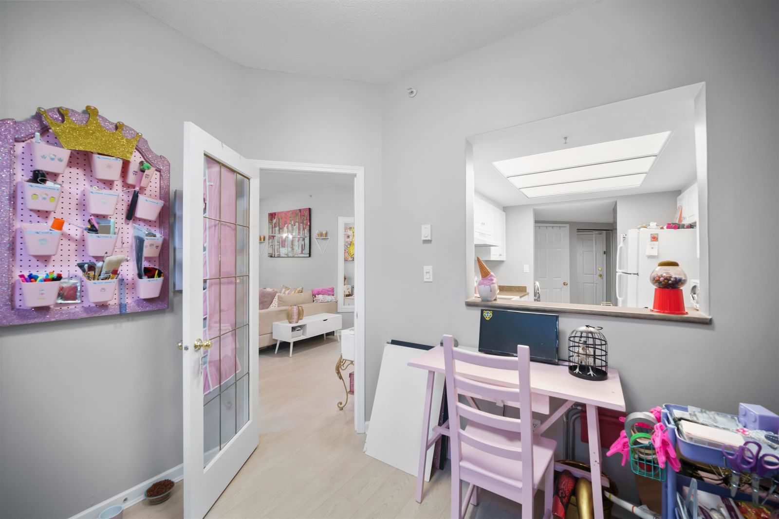 Listing Image 15