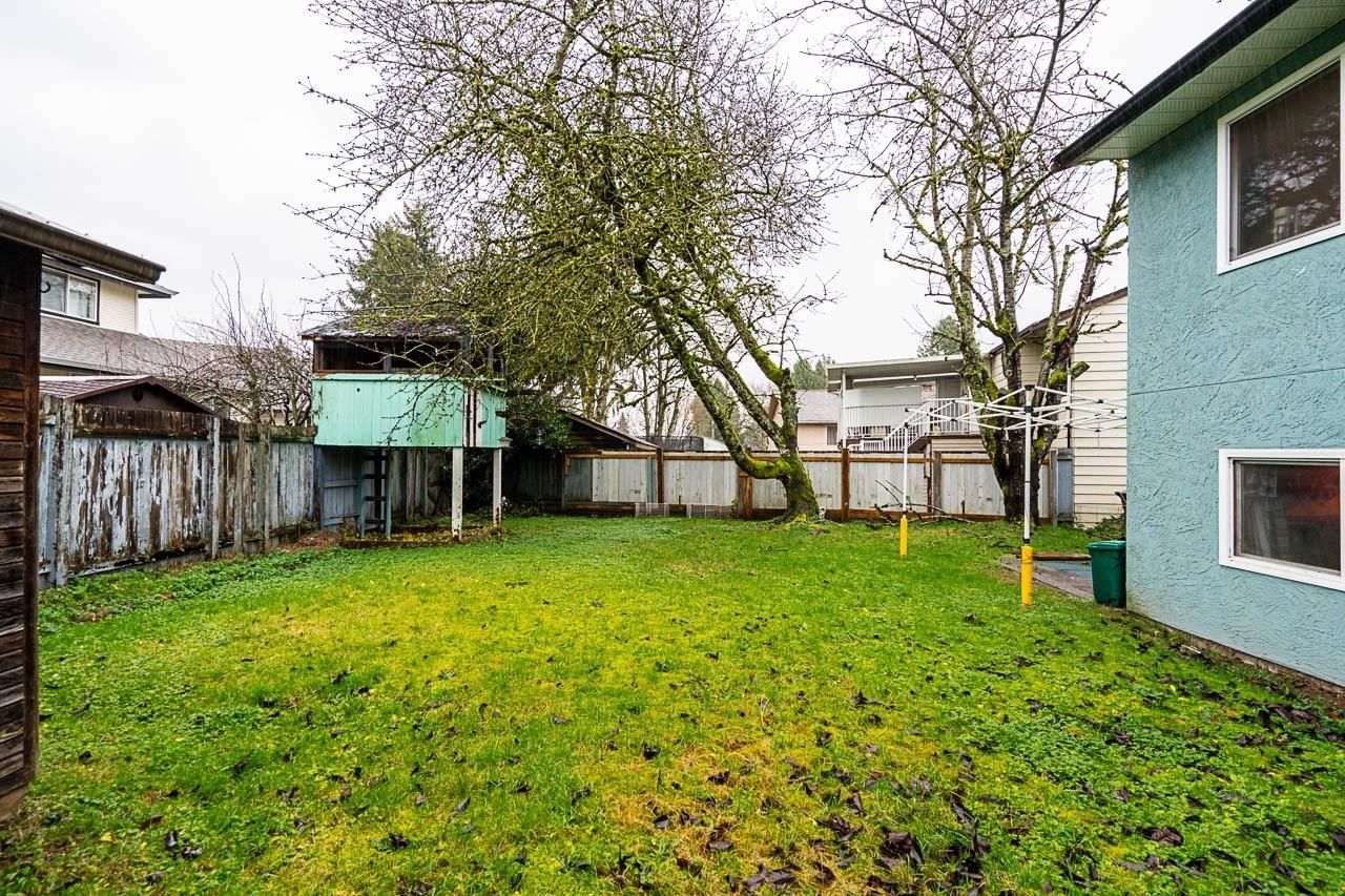Listing Image 12