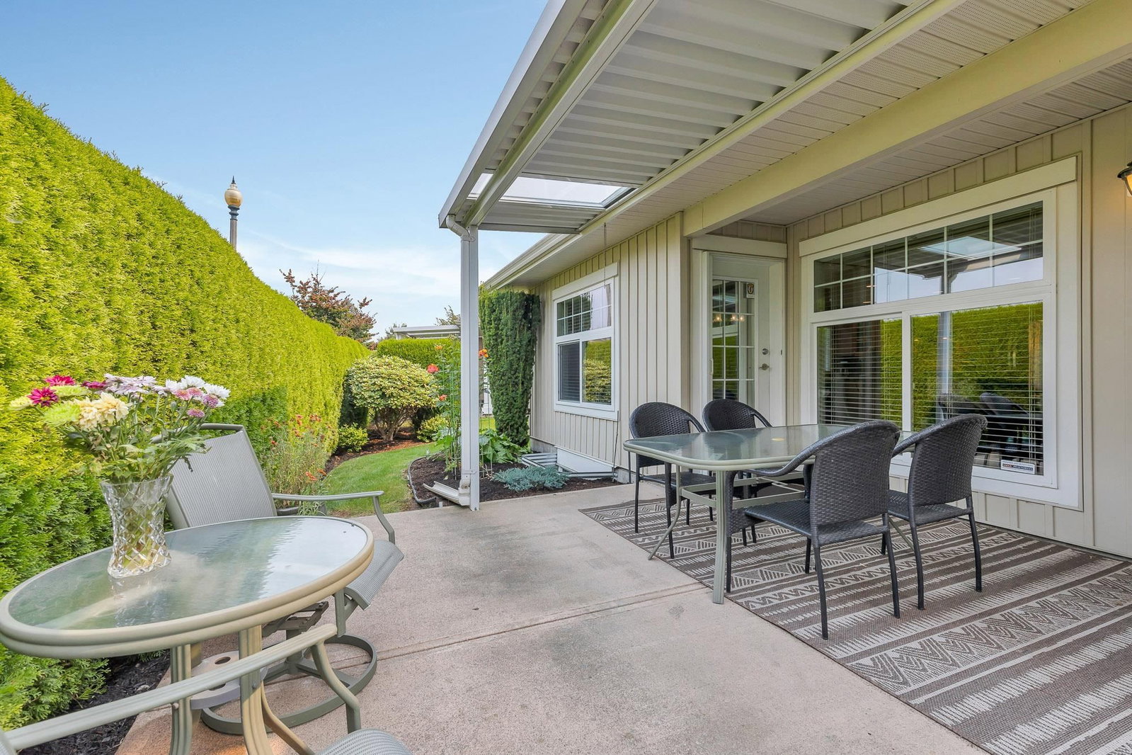 Listing Image 6