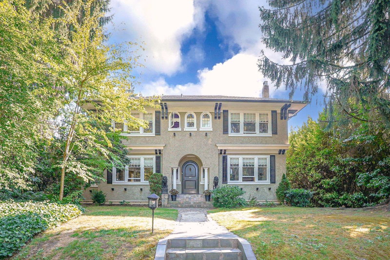 1564 26th Avenue W
