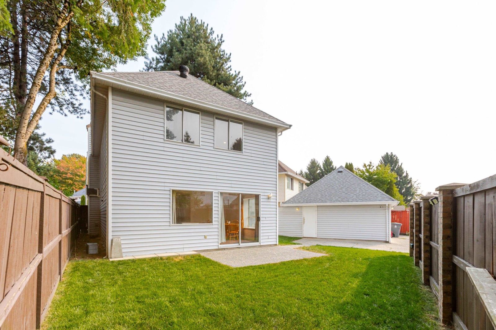 Listing Image 18