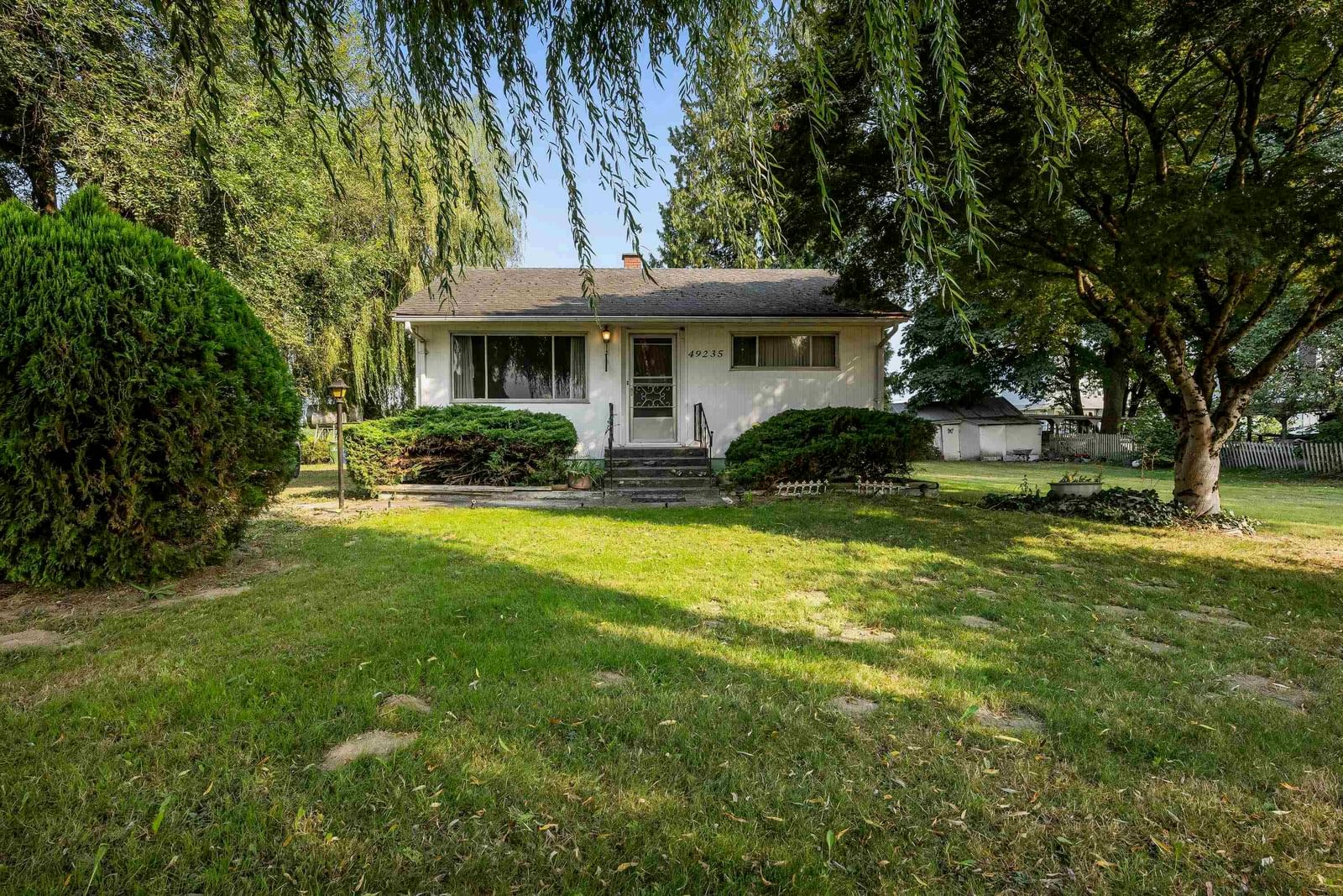 Listing Image 5