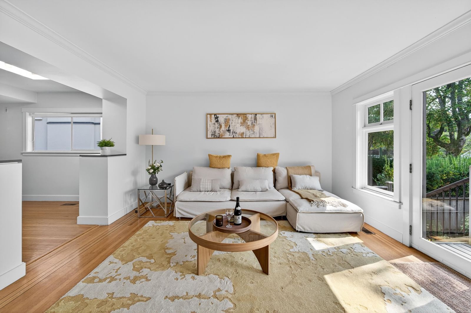 Listing Image 12