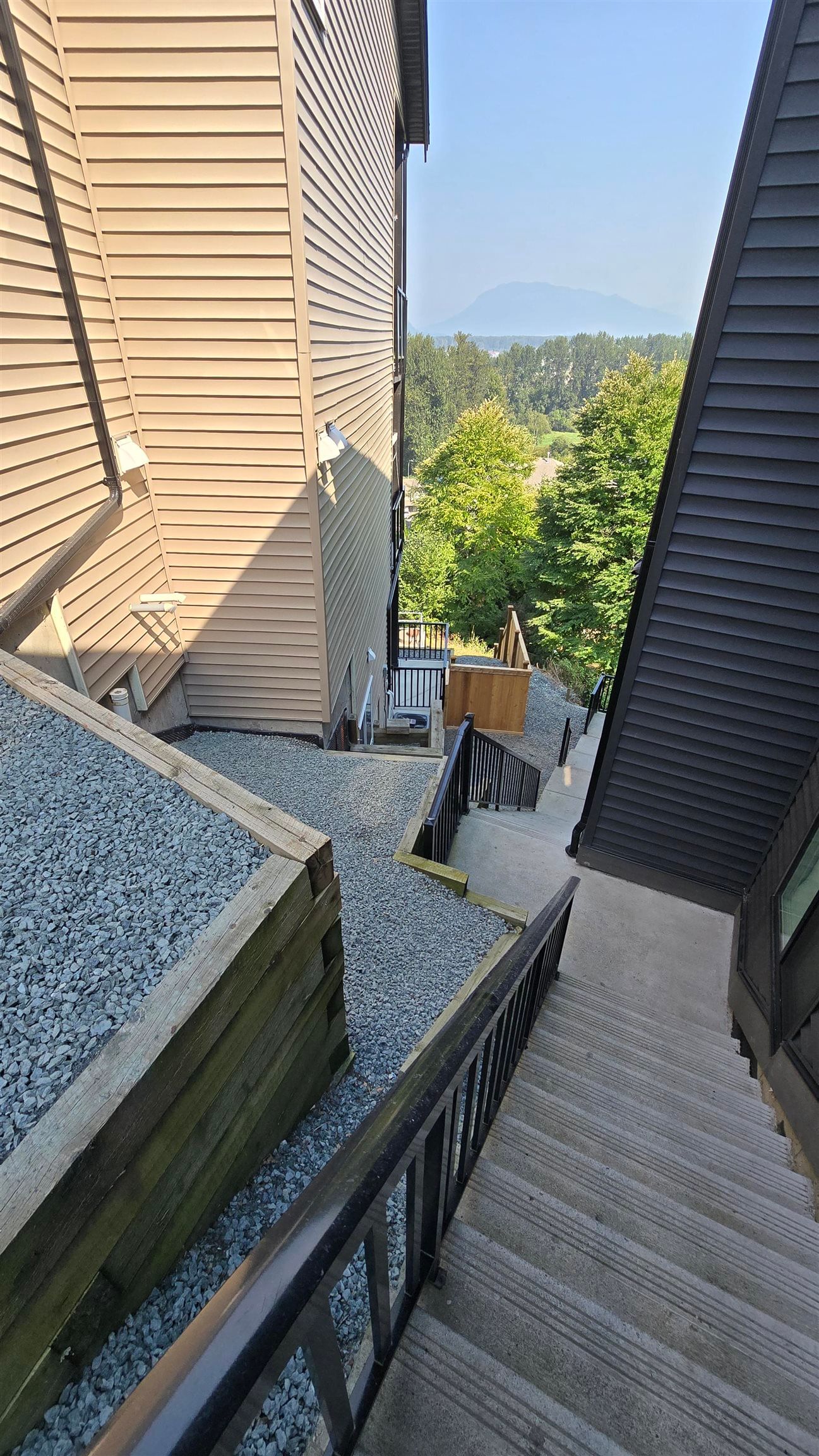 Listing Image 24