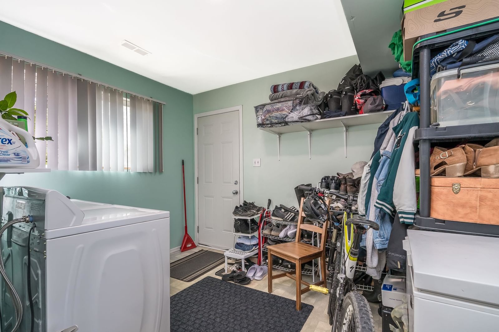 Listing Image 19