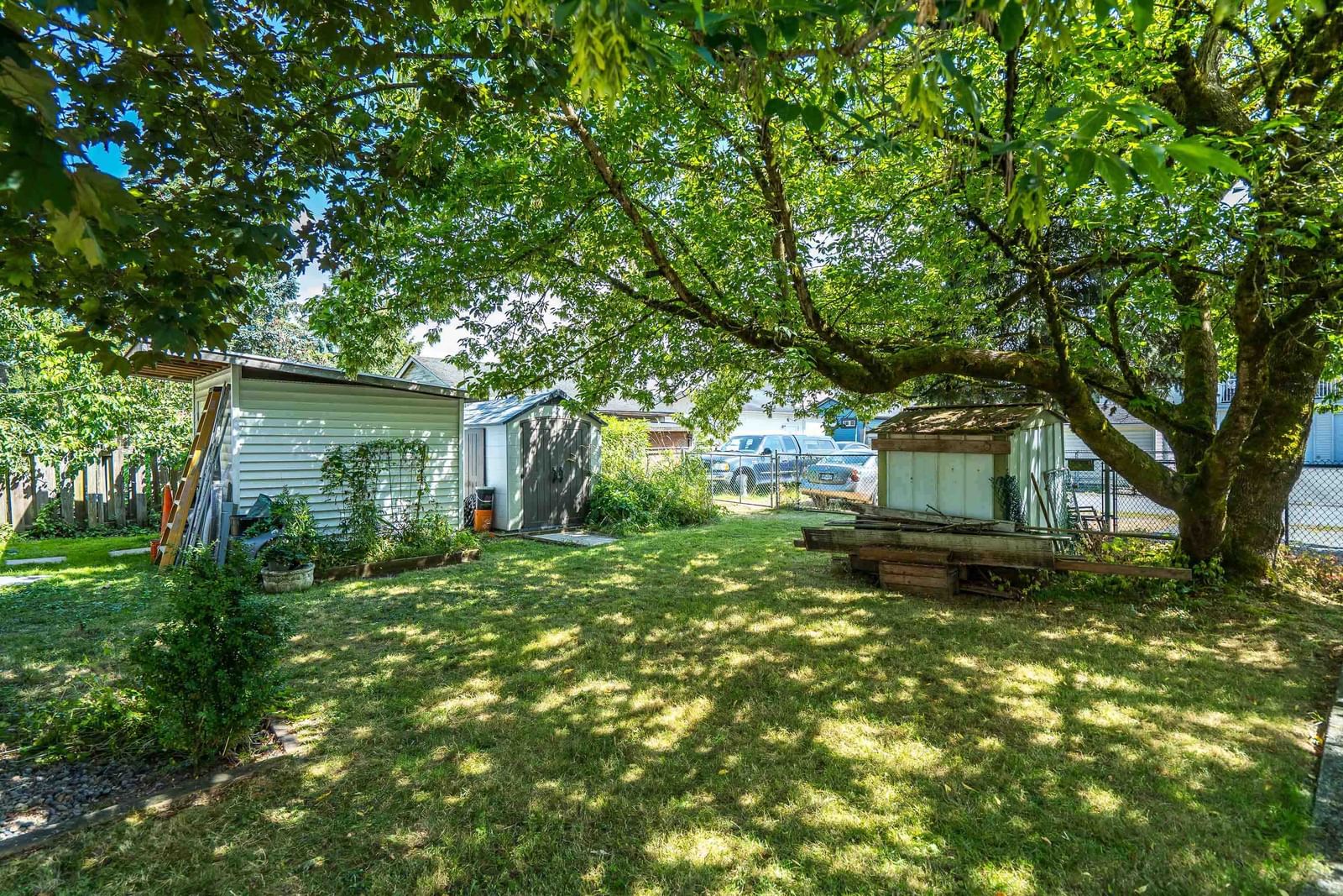 Listing Image 28