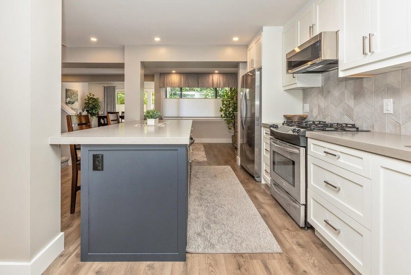 15804 Mcbeth Road, Surrey, V4A 5X3 | Image 2