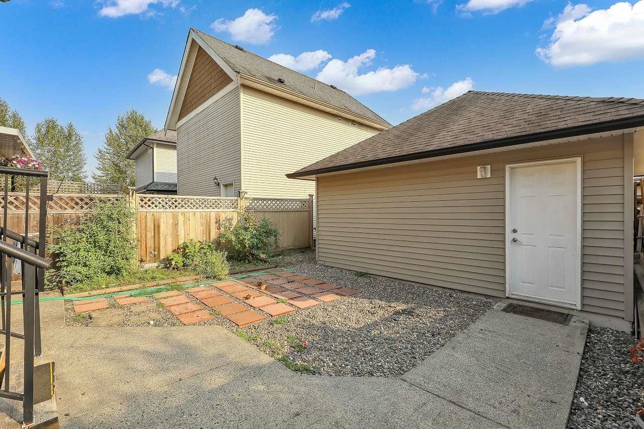 Listing Image 14