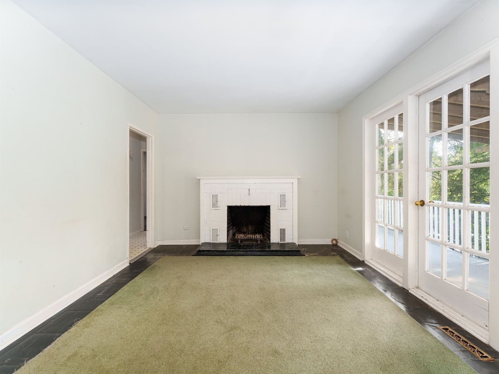 Listing Image 21