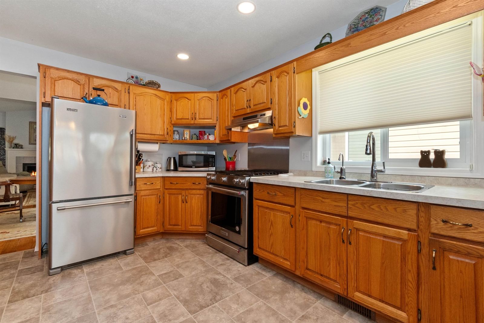 Listing Image 15