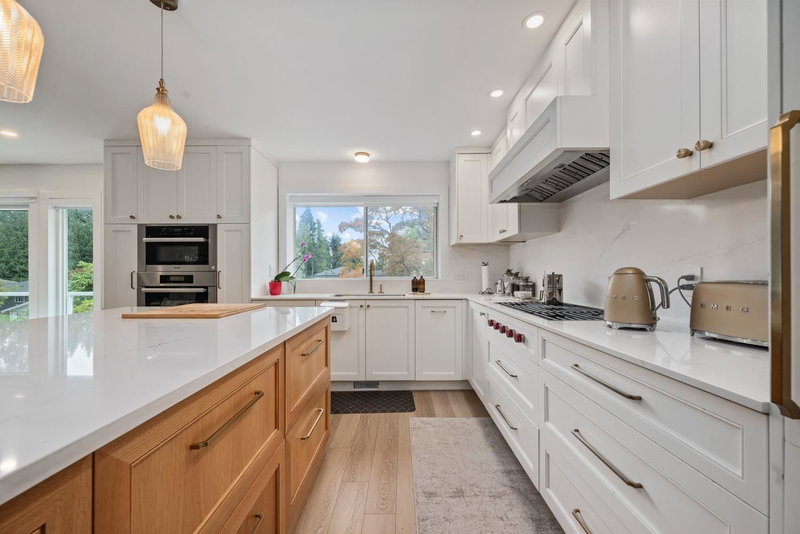 1390 Lawson Avenue, West Vancouver, V7T 2E7 | Image 2