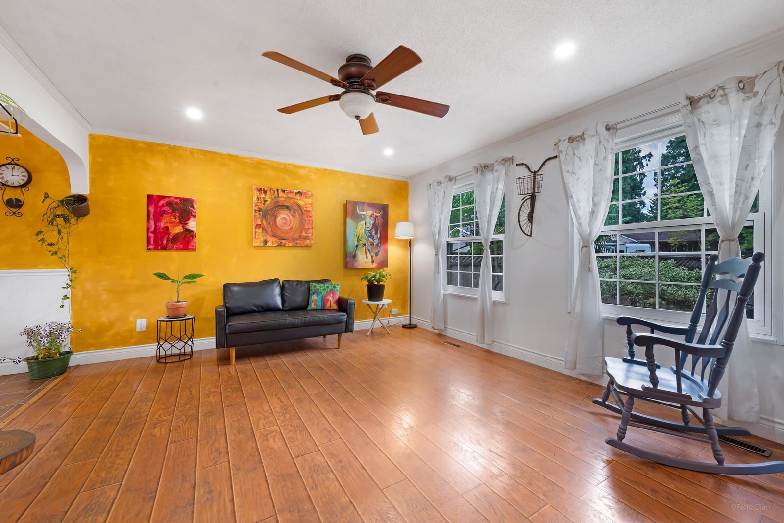 Listing Image 14