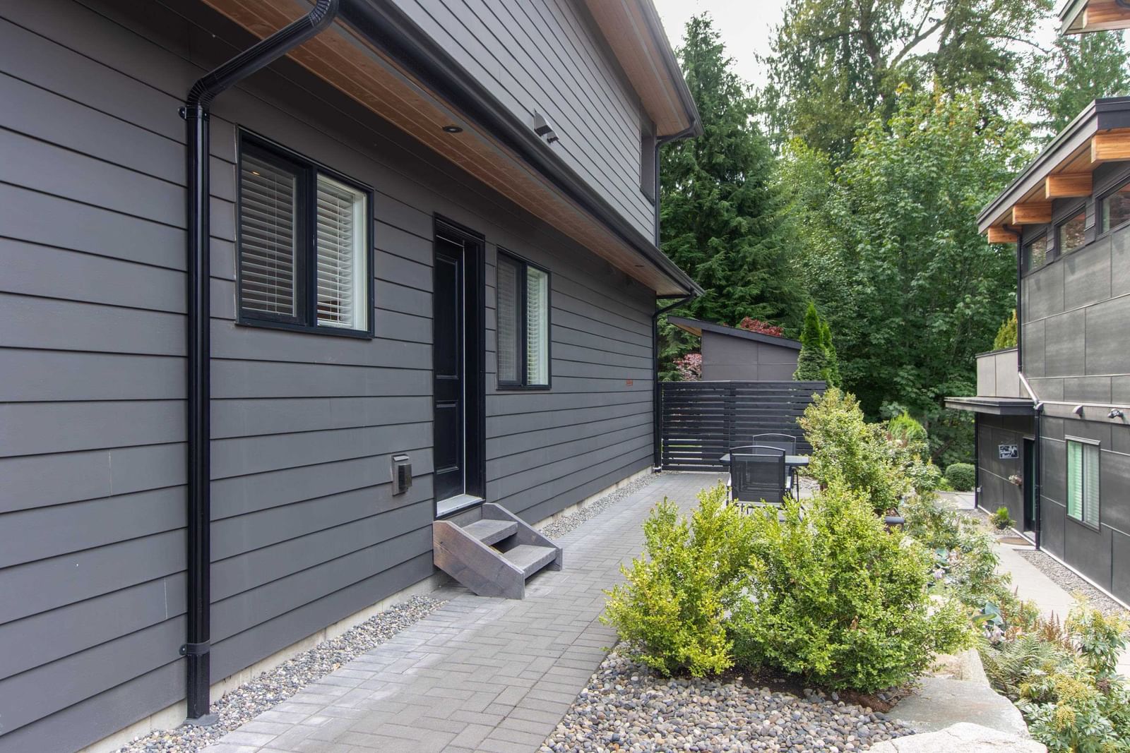 Listing Image 33