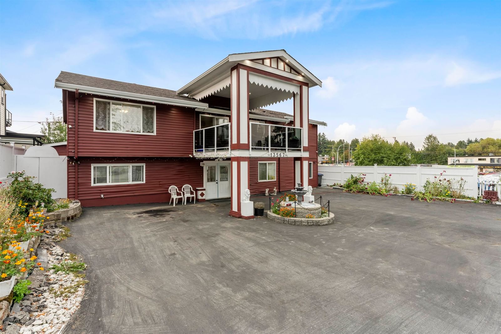 Listing photo 3