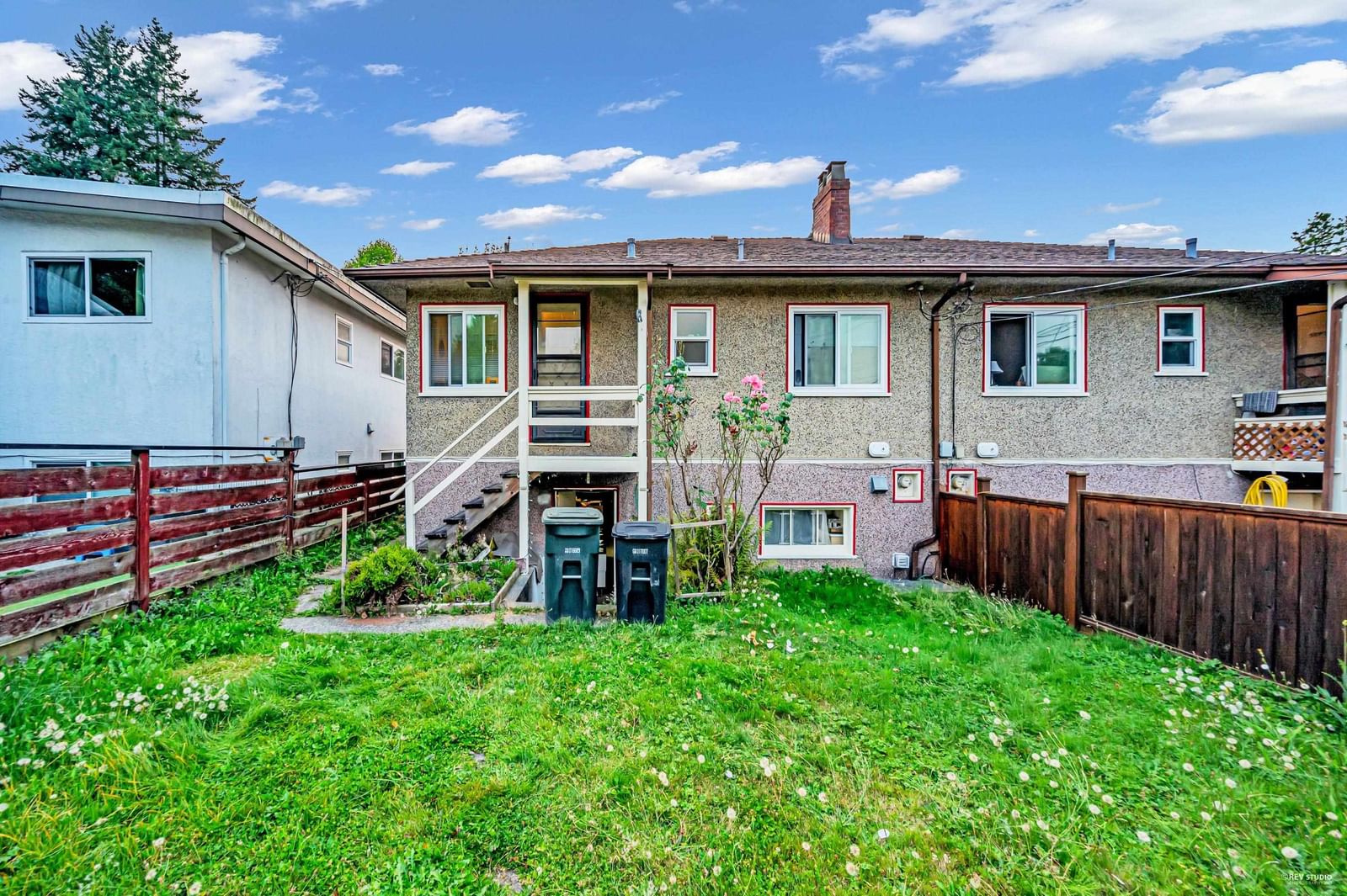 Listing Image 11
