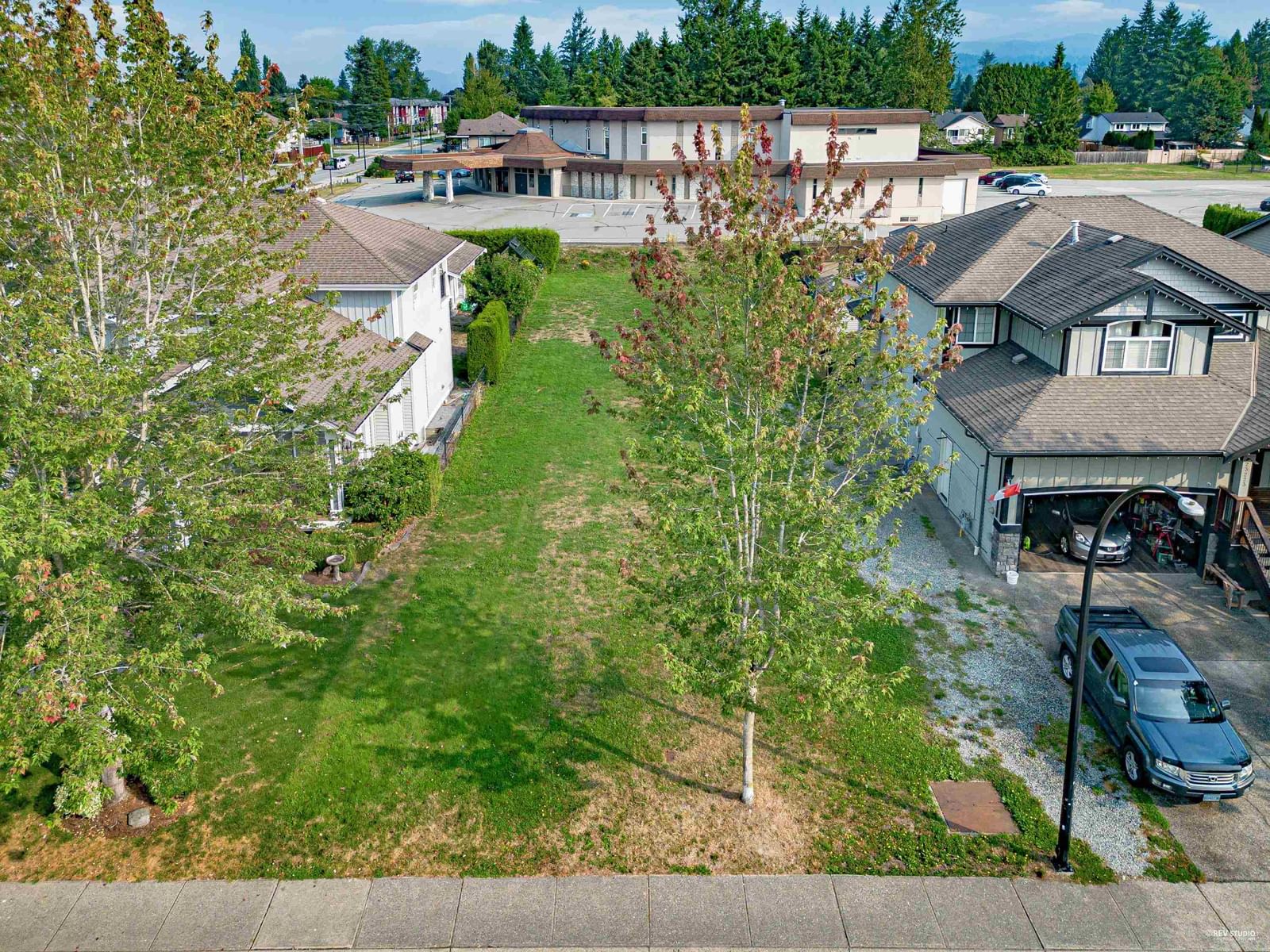 Listing Image 10