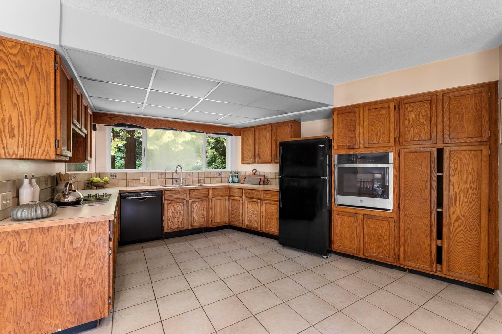 Listing Image 9
