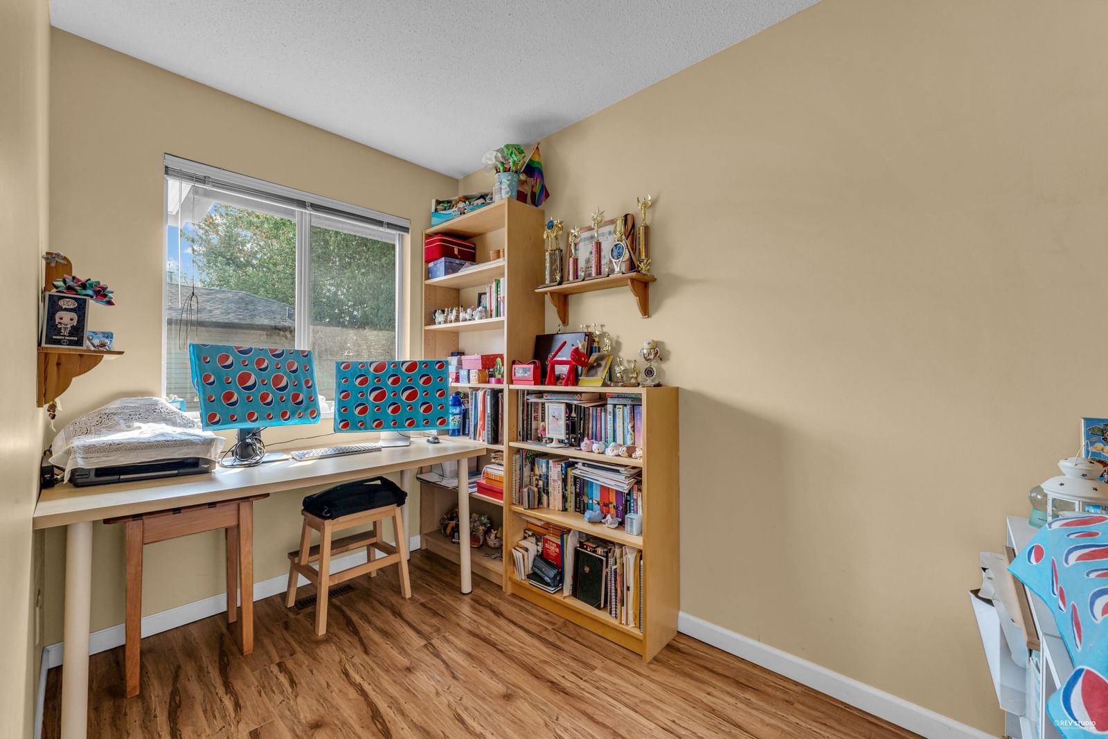 Listing Image 21