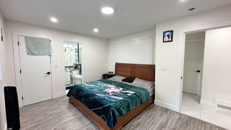 13017 64 Avenue, Surrey, V3W 1X8 | Image 2