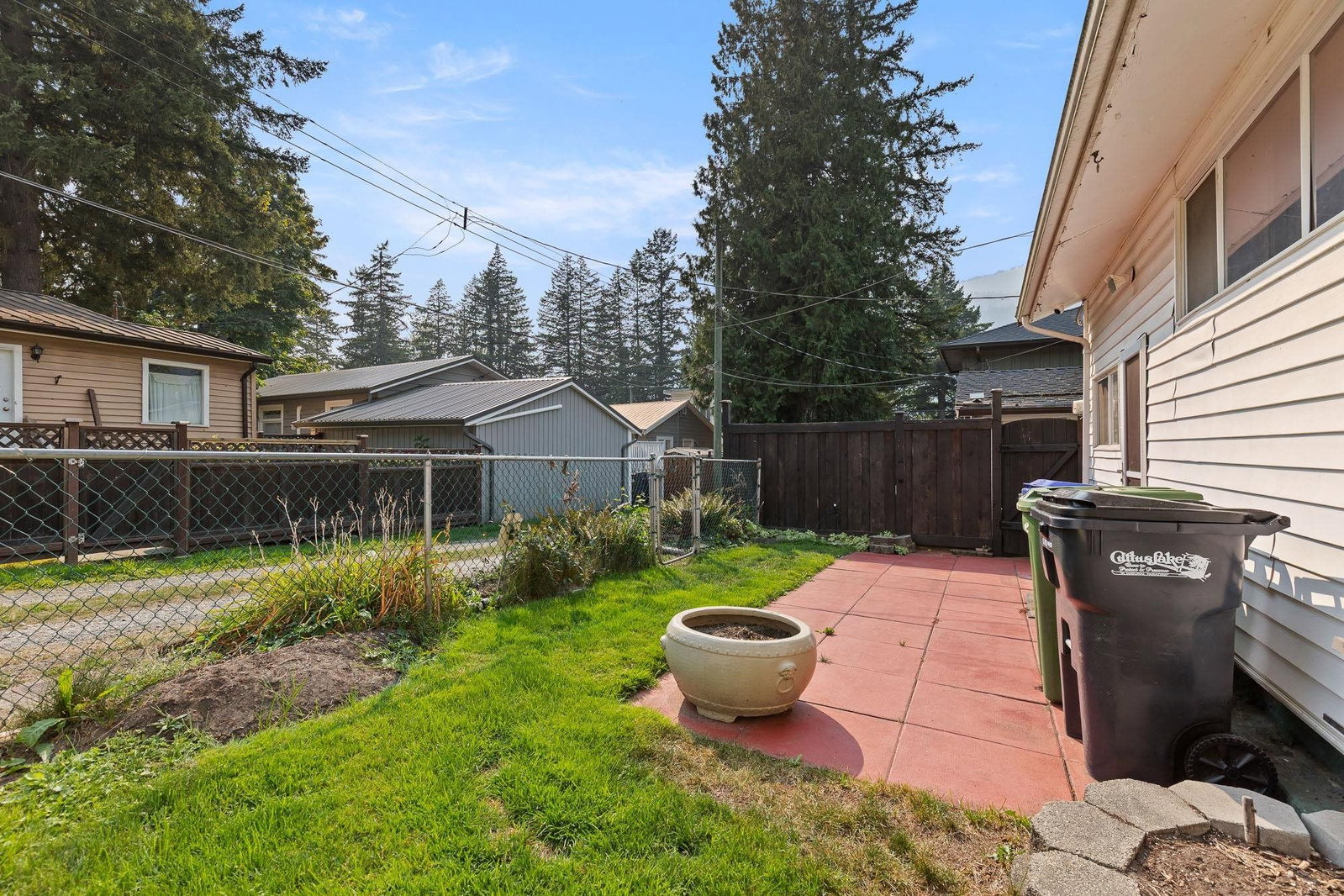 Listing Image 22