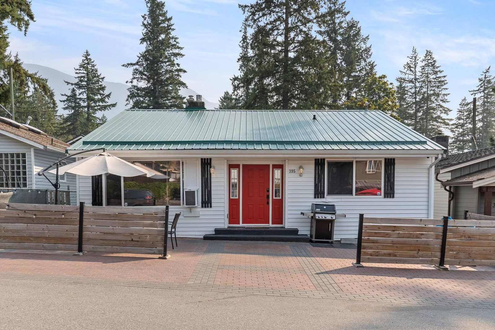 Listing Image 6