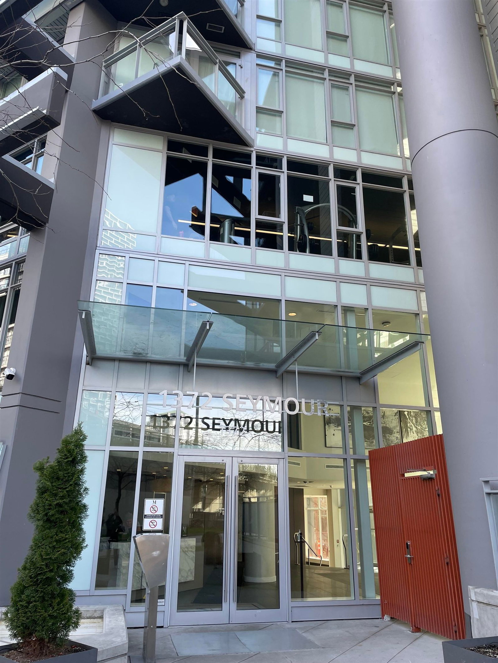 Listing Image 1