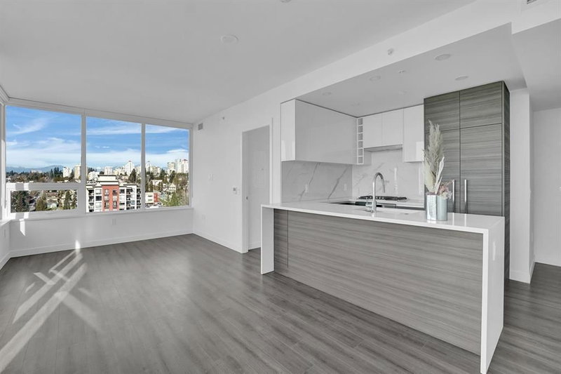 2702 - 823 Carnarvon Street, New Westminster, V3M 0N5 | Image 3