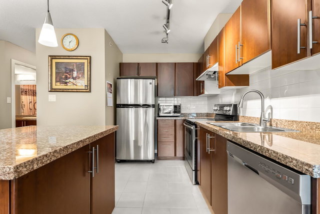 602 - 1178 Heffley Crescent