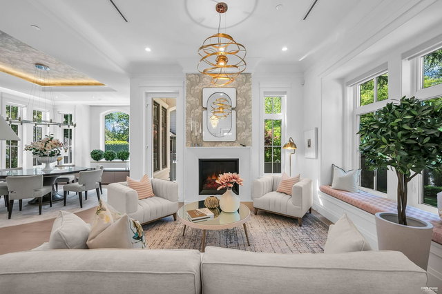 6238 Churchill Street