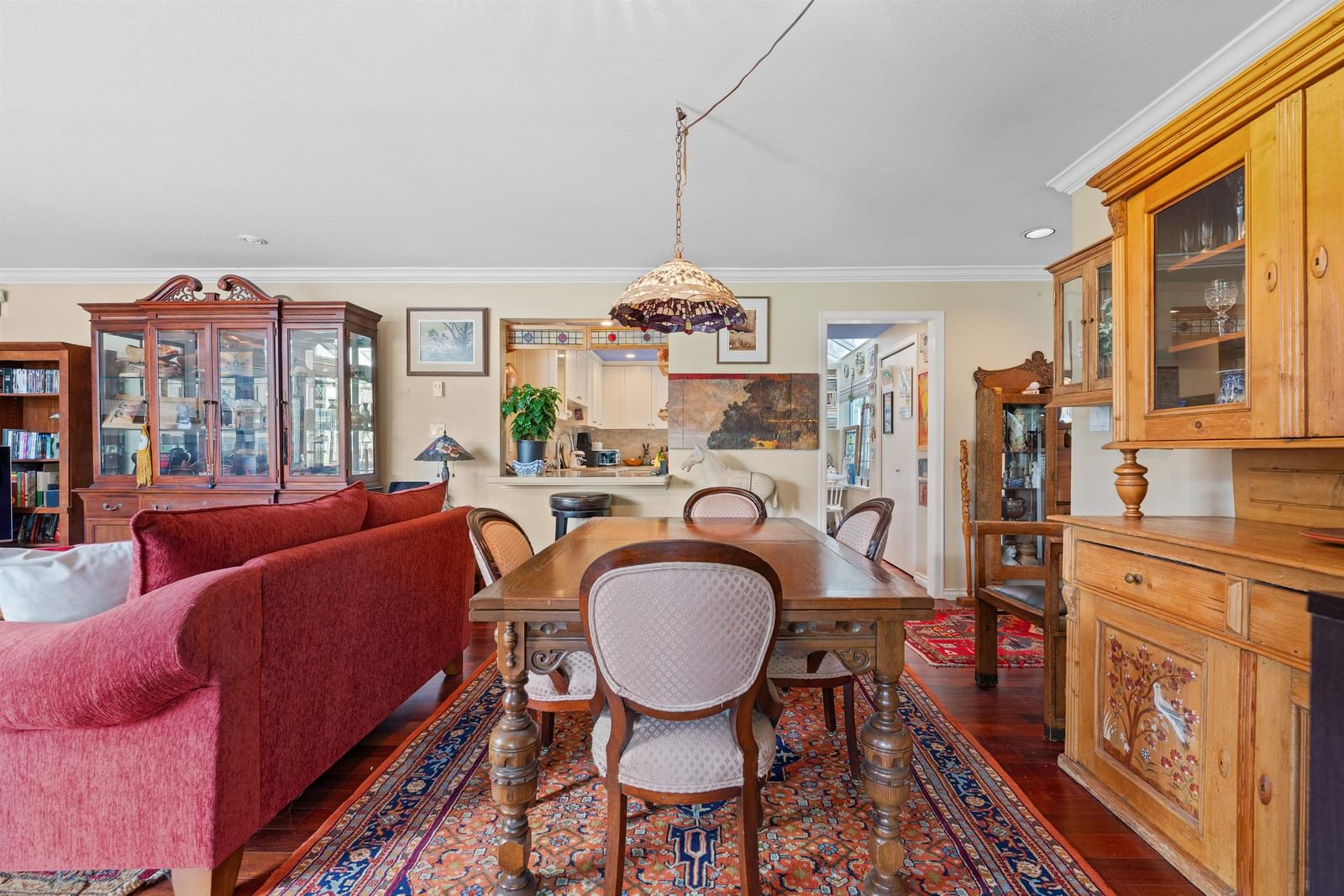 Listing Image 12