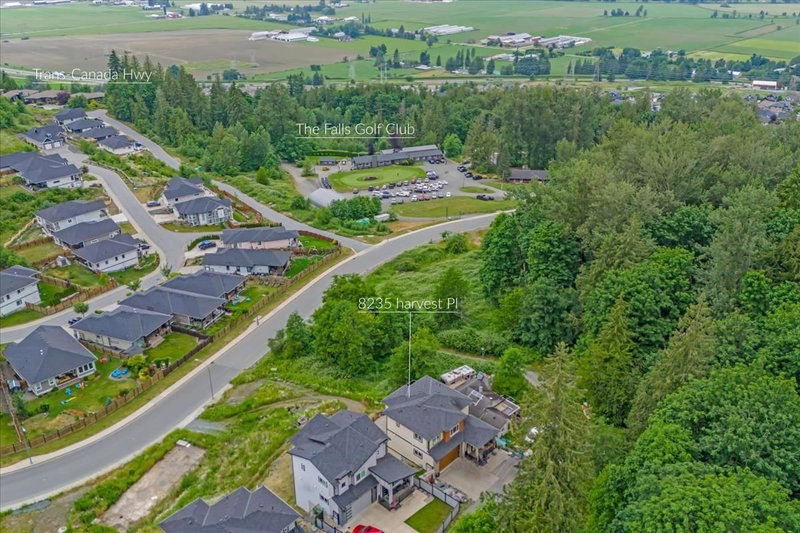 8235 Harvest Place, Chilliwack, V4Z 0E4 | Image 2