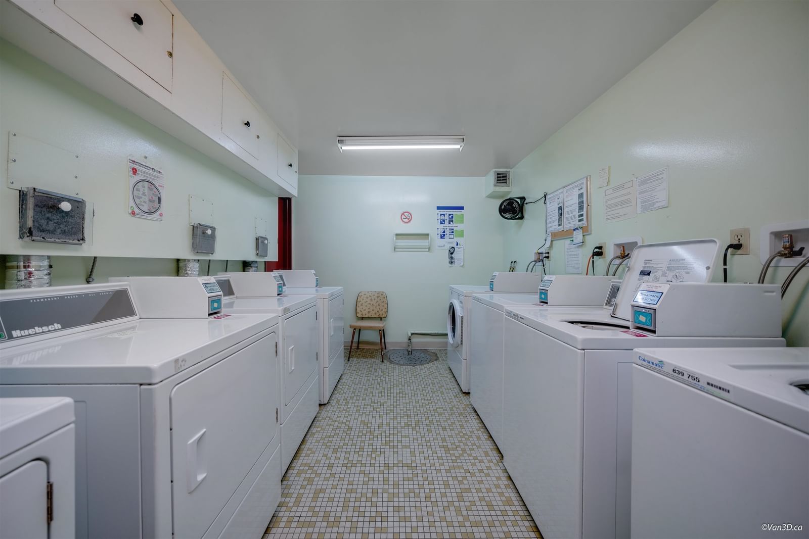 Listing Image 19