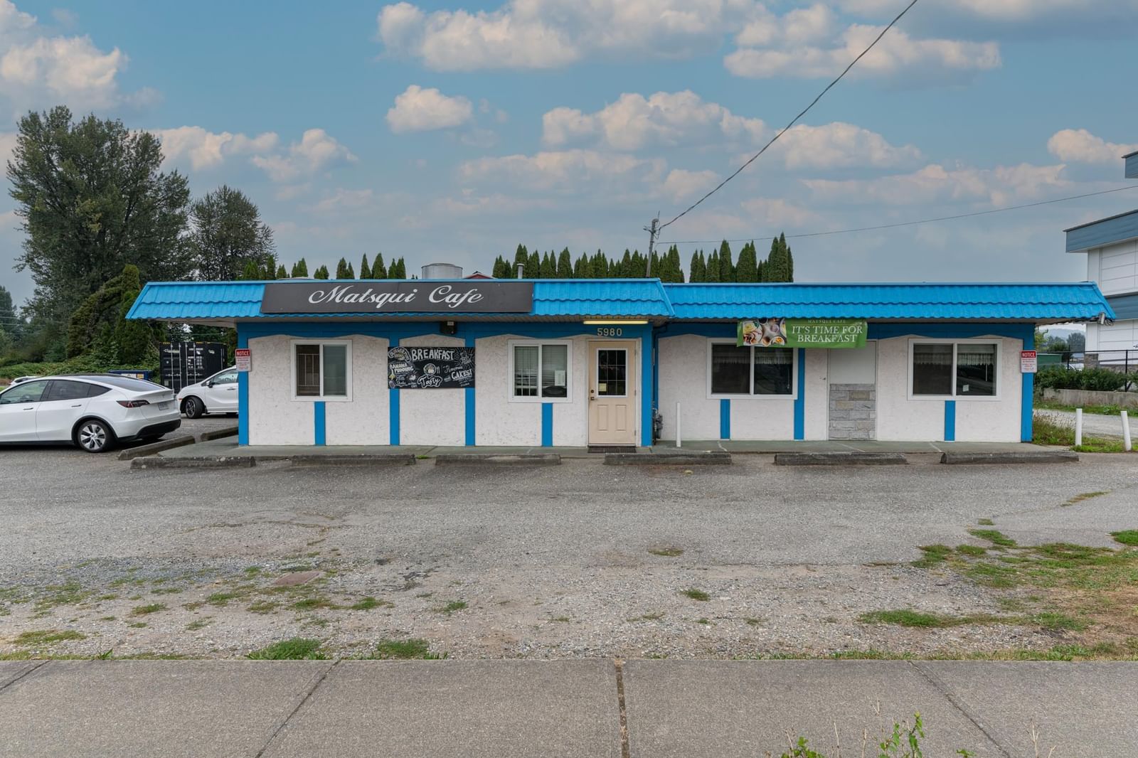 Listing Image 12