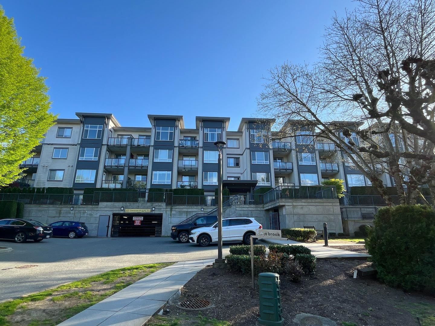 Listing Image 20