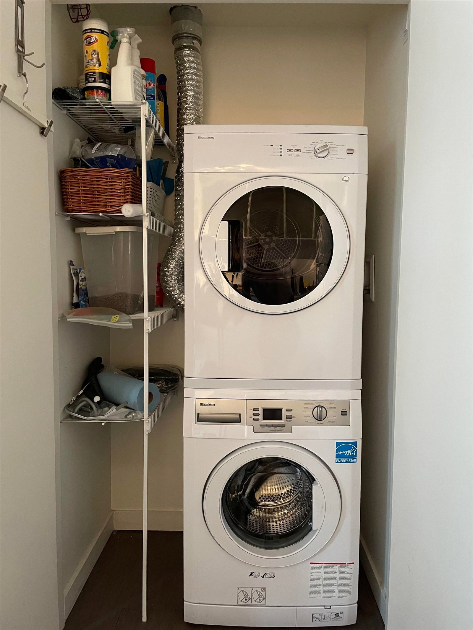 Listing Image 18