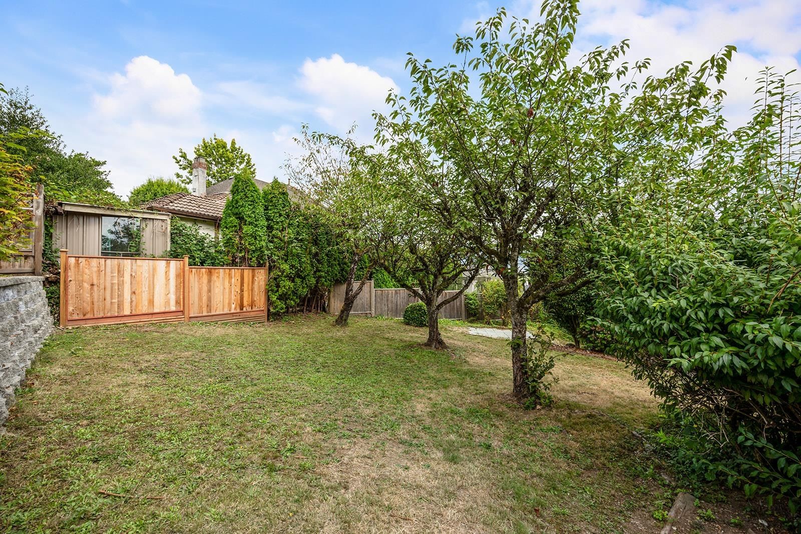Listing Image 35