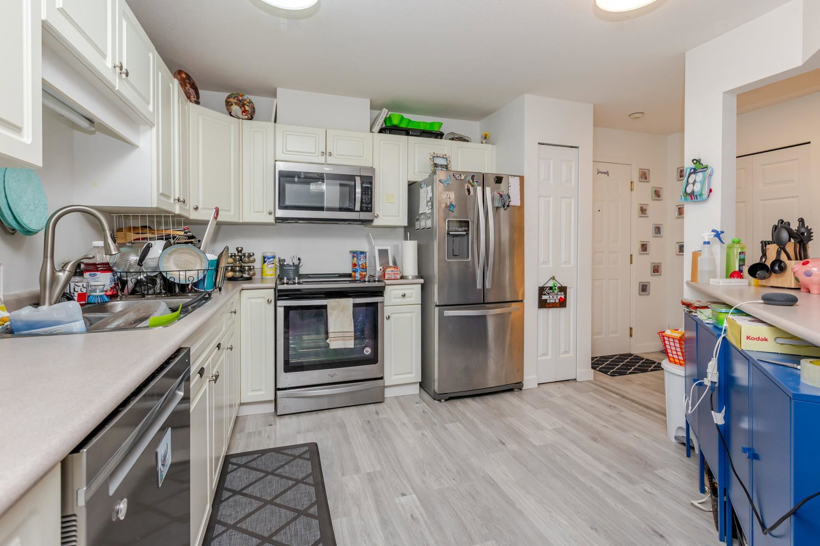 Listing Image 10