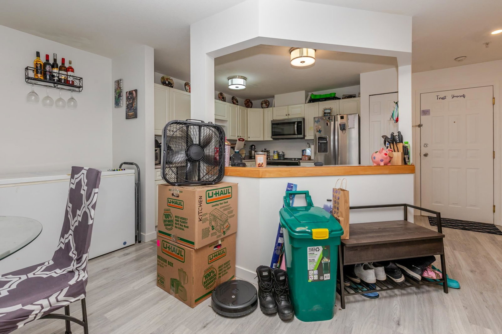 Listing Image 12