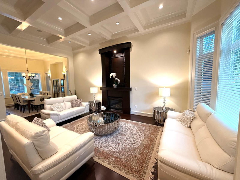 1017 Canyon Boulevard, North Vancouver, V7R 2K3 | Image 3