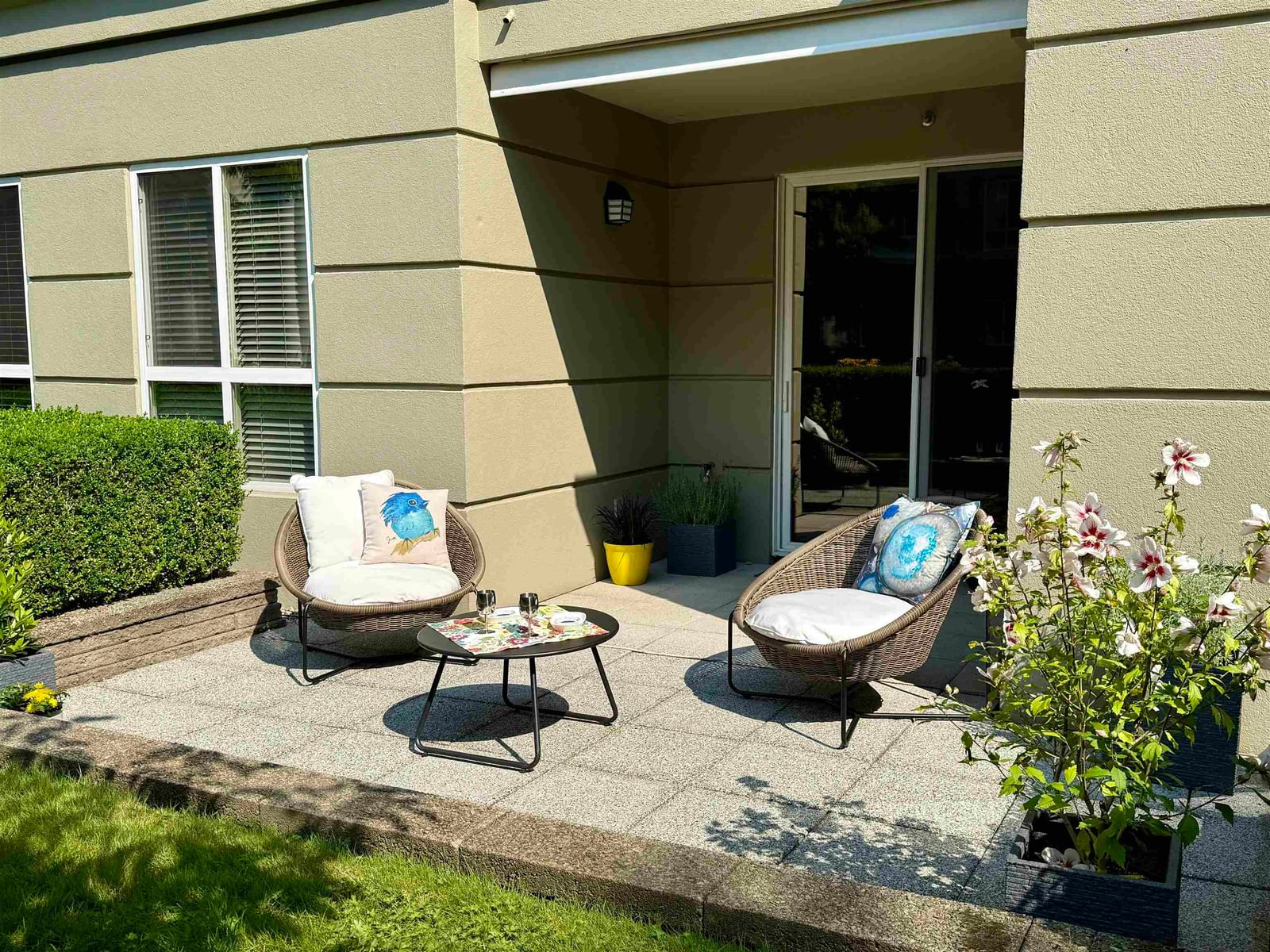 Listing Image 11