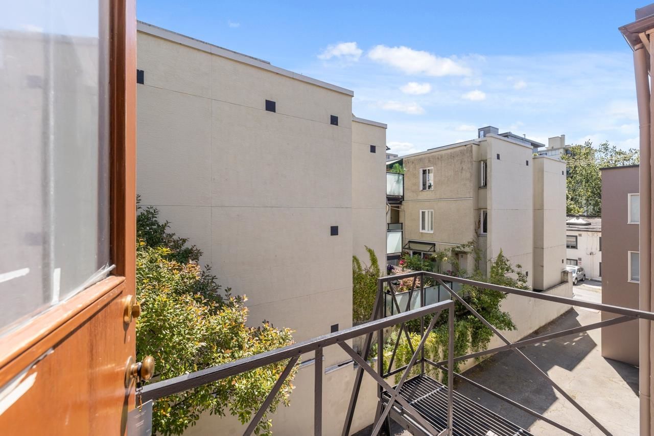 Listing Image 21