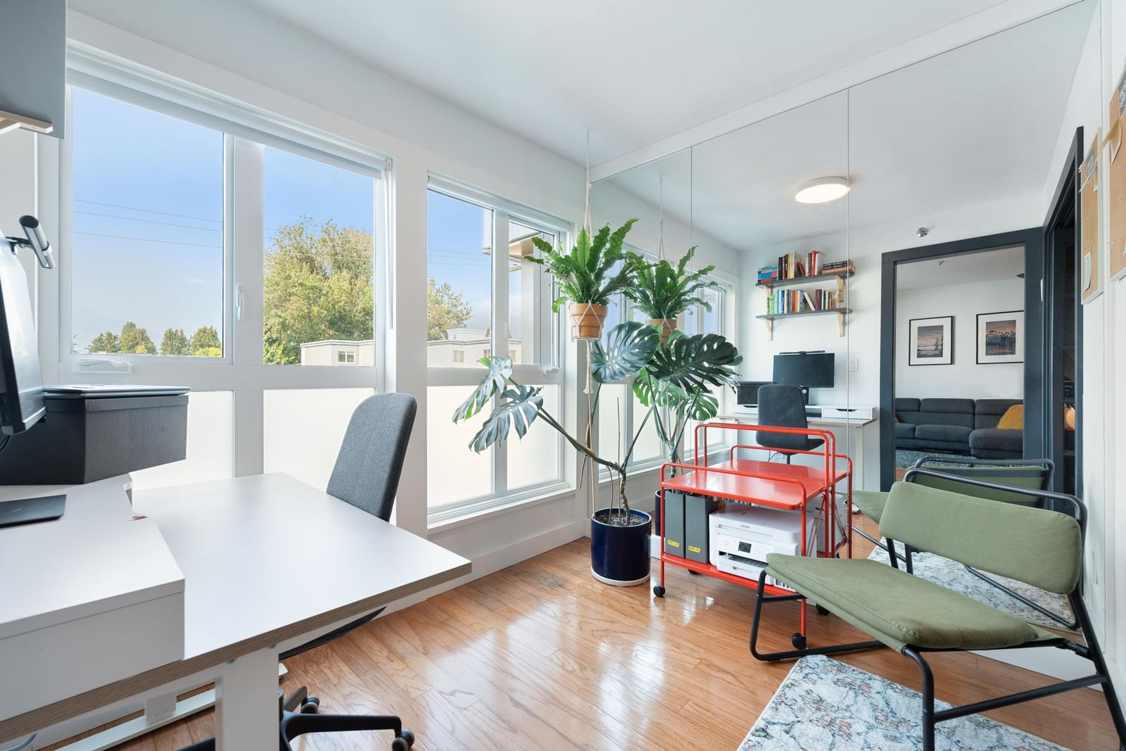 Listing Image 15