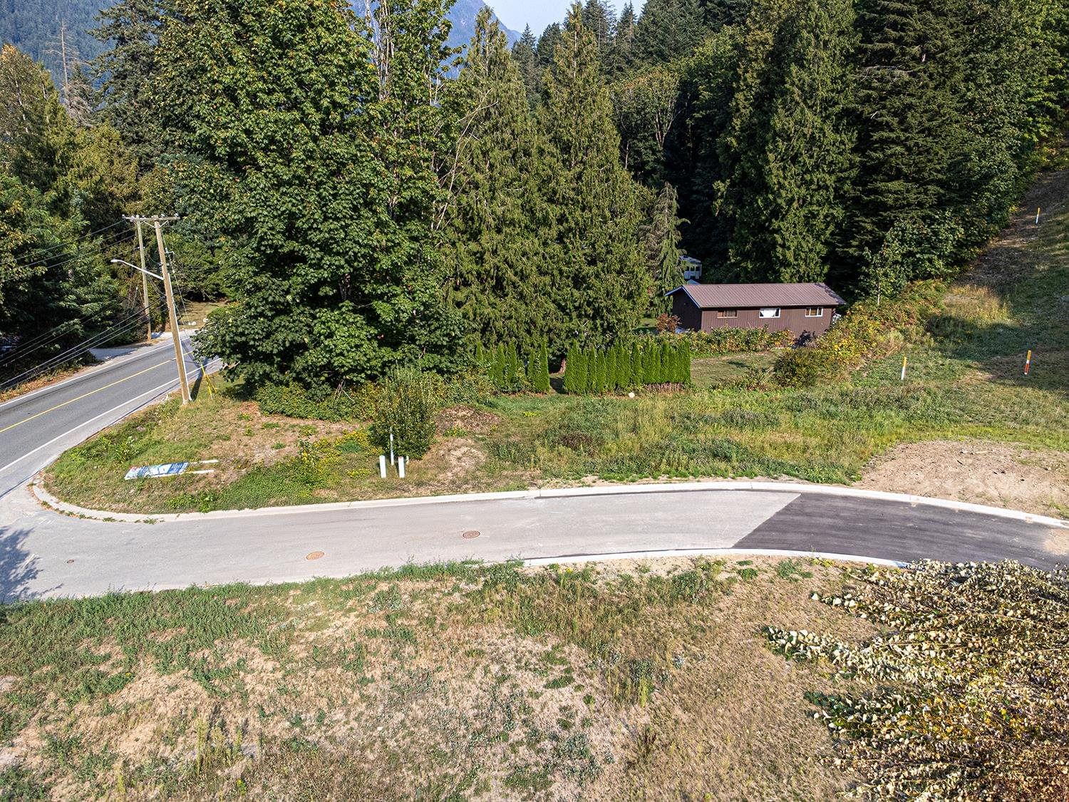 Listing Image 8
