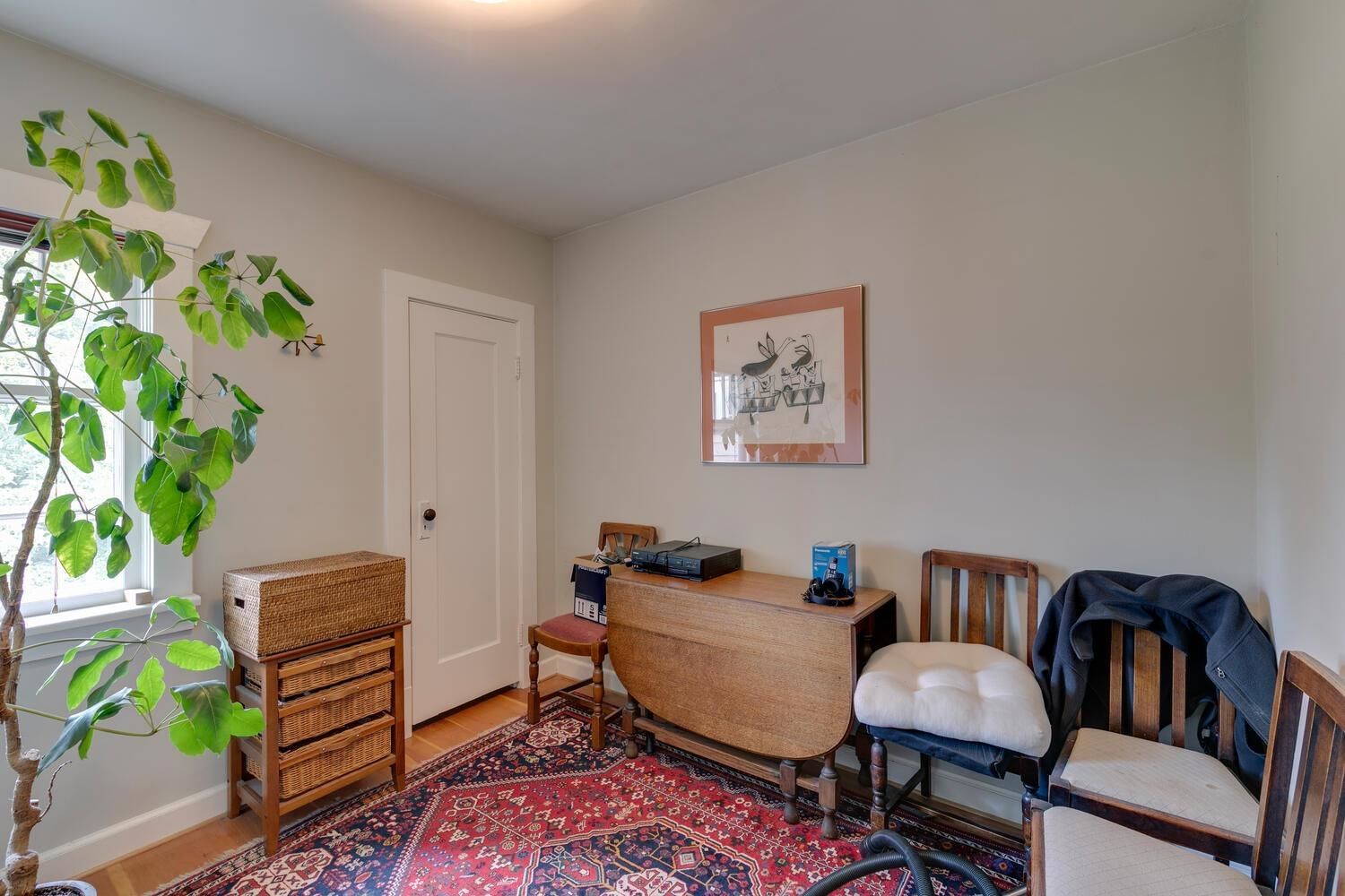 Listing Image 14