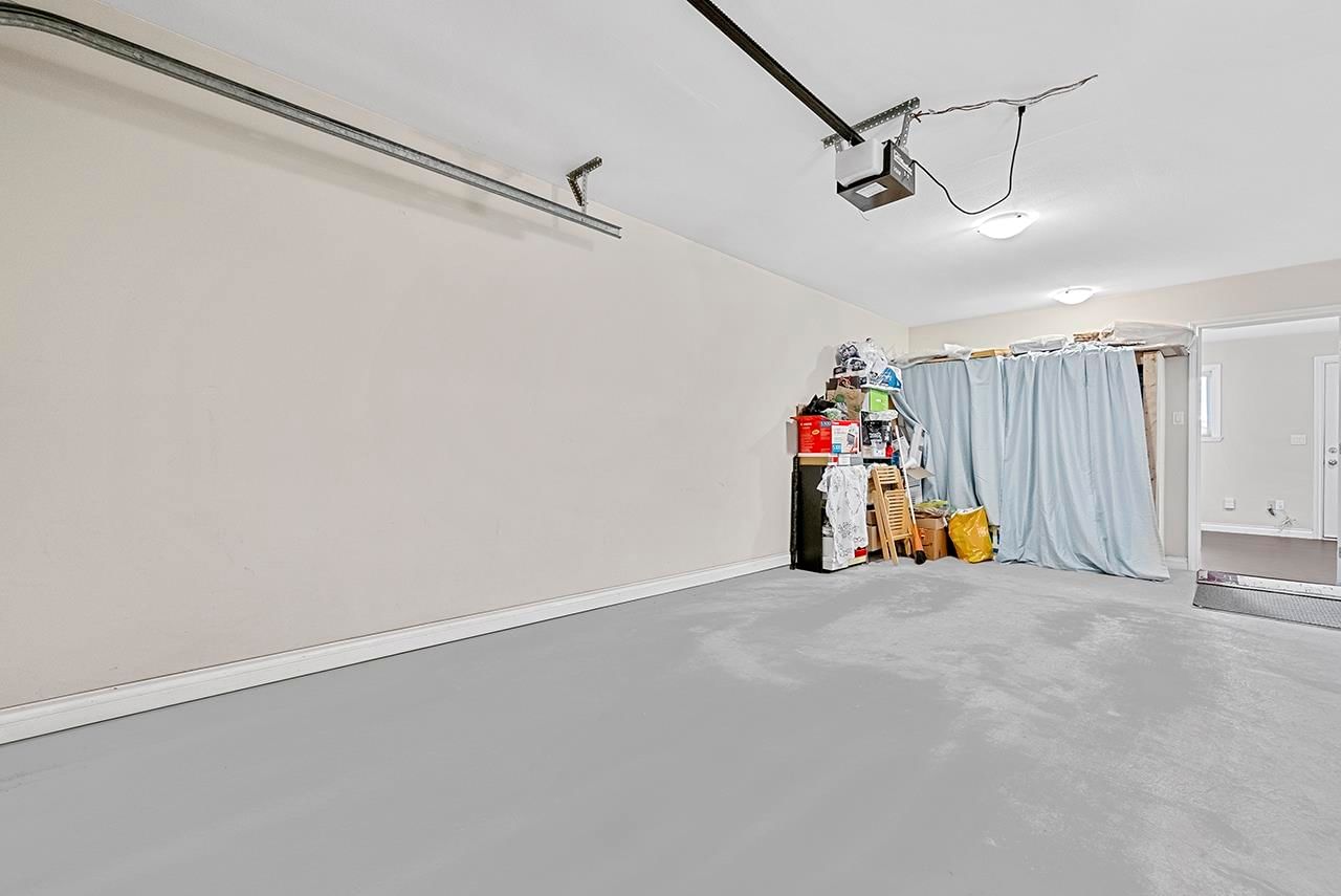 Listing Image 24