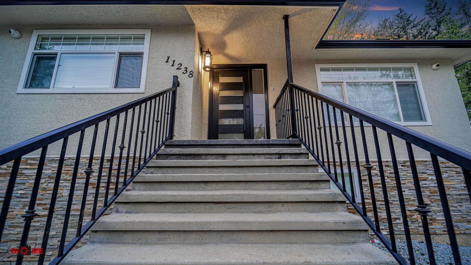 Listing Image 24